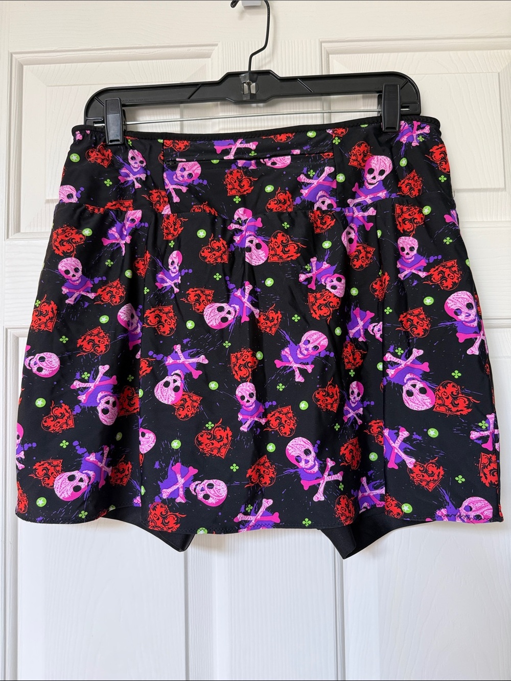 Rare! Sparkle Skirts Pirate Skull & Heart Print Running Skort